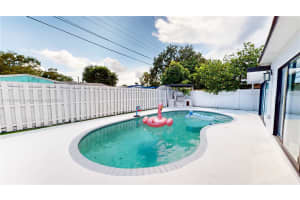 6630 Cody St, Hollywood, FL 33024, - MLS#A11913201