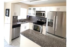 8901 Sunrise Lakes Blvd 204, Sunrise 8901 Sunrise Lakes Blvd 204, Sunrise