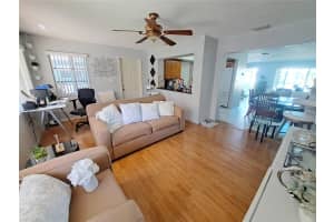 5010 NW 51st Ct, Tamarac, FL 33319, - MLS#A11913236