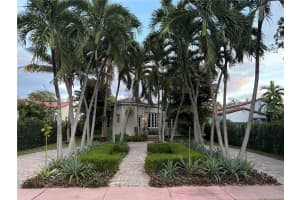 1335 Lenox Ave Miami Beach, FL 33139 - MLS#A11913246