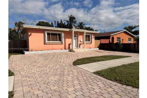 2435 Wilson St #1, Hollywood, FL 33020, - MLS#A11913274