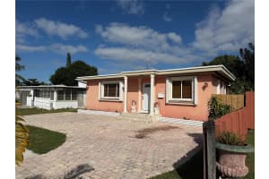 2435 Wilson St #1, Hollywood, FL 33020, - MLS#A11913274