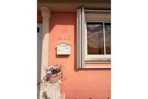 2435 Wilson St #1, Hollywood, FL 33020, - MLS#A11913274