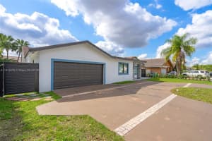 13320 Sw 1st St Miami, FL 33184 - MLS#A11913278