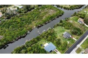 1425 Harbor Blvd Port Charlotte, FL 33952 - MLS#A11913293