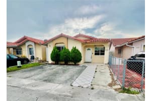 6430 W 25th Ln, Hialeah