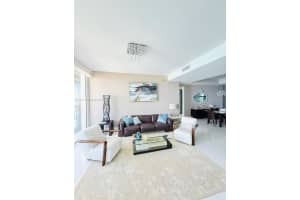 Trump Royale, 18201 Collins Ave APT 4506, Sunny Isles Beach, FL 33160, - MLS#A11913317