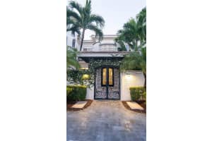 959 Eve St Delray Beach, FL 33483 - MLS#A11913326