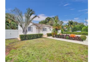 1102 Ne 117th St Biscayne Park, FL 33161 - MLS#A11913331