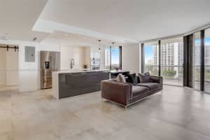 20191 E Country Club Dr 802 Aventura, FL 33180 - MLS#A11913347