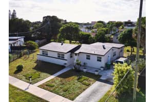 18120 Nw 25th Ave Miami Gardens, FL 33056 - MLS#A11913364