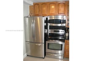 MLS# A11913380, Miami Beach, Florida 33154