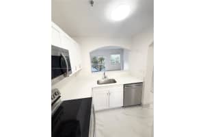 7991 NW 8th St APT 113B, Miami, FL 33126, - MLS#A11913389