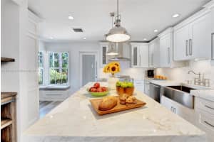 203 Ocean Dunes Cir Jupiter, FL 33477 - MLS#A11913409