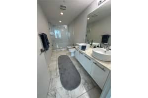 888 Biscayne Blvd APT 4302, Miami, FL 33132, - MLS#A11913423