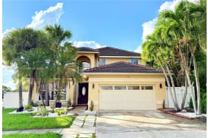 1140 Nw 184th Pl Pembroke Pines, FL 33029 - MLS#A11913505