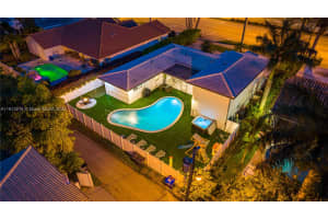 1241 Hollywood Blvd, Hollywood, FL 33019, - MLS#A11913515