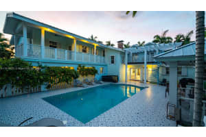 1025 N Southlake Dr Hollywood, FL 33019 - MLS#A11913520