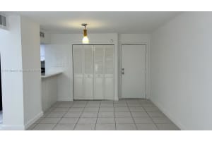 8860 Fontainebleau Blvd 403 Miami, FL 33172 - MLS#A11913539