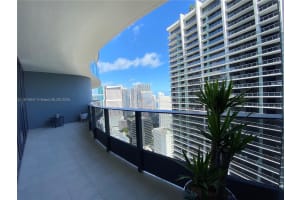 1000 Brickell Plaza 3907, Miami