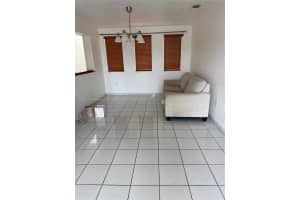 6985 W 29th Ave 206, Hialeah