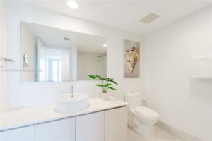 2602 E Hallandale Beach Blvd R1206 Hallandale Beach, FL 33009 - MLS#A11913572