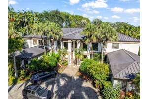 10395 SW 67th Ave, Miami, FL 33156, - MLS#A11913634