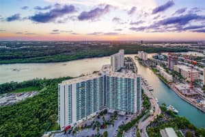 100 Bayview Dr 615, Sunny Isles Beach
