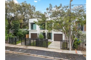 3616 Thomas Ave Miami, FL 33133 - MLS#A11913646