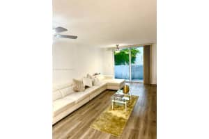 1045 10th St APT 206, Miami Beach, FL 33139, - MLS#A11913718