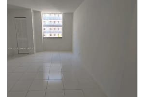 2935 Ne 163rd St 4q North Miami Beach, FL 33160 - MLS#A11913721