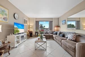 400 S Cypress Rd APT 424, Pompano Beach, FL 33060, - MLS#A11913748