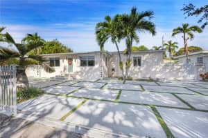 4055 Sw 7th St, Miami