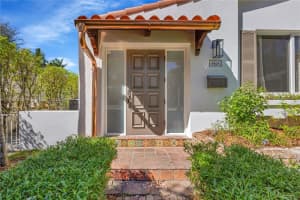 4484 Royal Palm Ave Miami Beach, FL 33140 - MLS#A11913787