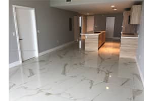 16385 Biscayne Blvd 3003 North Miami Beach, FL 33160 - MLS#A11913906