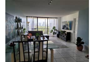 20301 W Country Club Dr 1124 Aventura, FL 33180 - MLS#A11913908