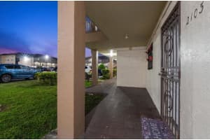 8851 Nw 119th St 2103-2 Hialeah Gardens, FL 33018 - MLS#A11913955