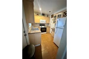 1311 Nw 43rd Ave 206, Lauderhill