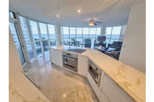 6301 Collins Ave APT 901, Miami Beach, FL 33141, - MLS#A11914065