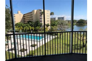 1750 Ne 191st St 403-1, Miami