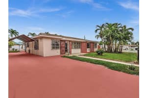 17231 Nw 53rd Pl Miami Gardens, FL 33055 - MLS#A11914093