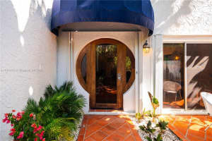 3765 Carmen Ct Coconut Grove, FL 33133 - MLS#A11914103