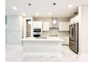 10410 NW 67th St, Doral, FL 33178, - MLS#A11914144