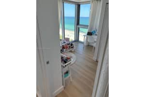 2655 Collins Ave APT 2007, Miami Beach, FL 33140, - MLS#A11914145