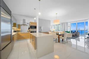 2020 N Bayshore Dr 803, Miami