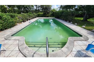 7945 Sunset Dr Miami, FL 33143 - MLS#A11914252