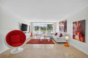 3611 Oaks Clubhouse Dr APT 202, Pompano Beach, FL 33069, - MLS#A11914272