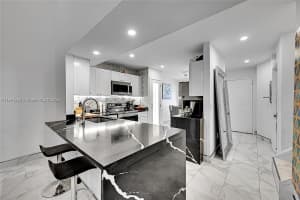 18578 Woodstream Dr, Boca Raton, FL 33498, Sold 01/02/26