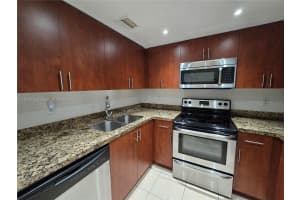 6940 Miami Gardens Dr 1-319 Hialeah, FL 33015 - MLS#A11914315