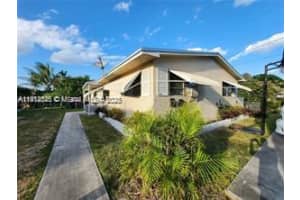 224 SW 10th St #1, Hallandale Beach, FL 33009, - MLS#A11914345